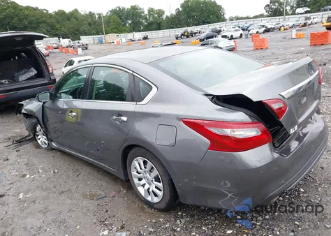 2018 Nissan Altima 2.5 S z USA, uszkodzony, nr VIN 1N4AL3AP6JC117340